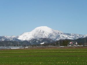 滋賀県北東部で県内最高峰の「伊吹山」
